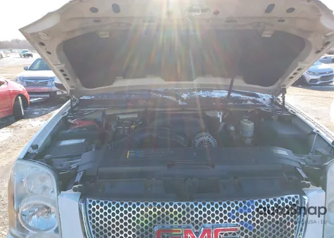 2007 GMC Yukon Xl 1500 Denali z USA, uszkodzony, nr VIN 1GKFK66887J383361